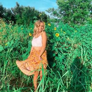 Meet your Posher, Emma